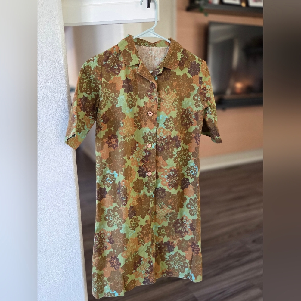 1960's Floral Button-Up Dress